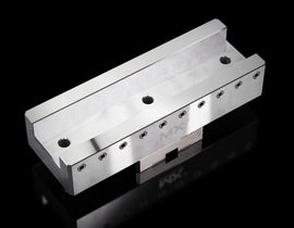 MaxxMacro (D/C) 54 Aluminum U30x6" Slotted Electrode Holder
