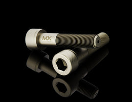Maxx-ER (D/C) Tornillos de espiga de acero inoxidable con descarga